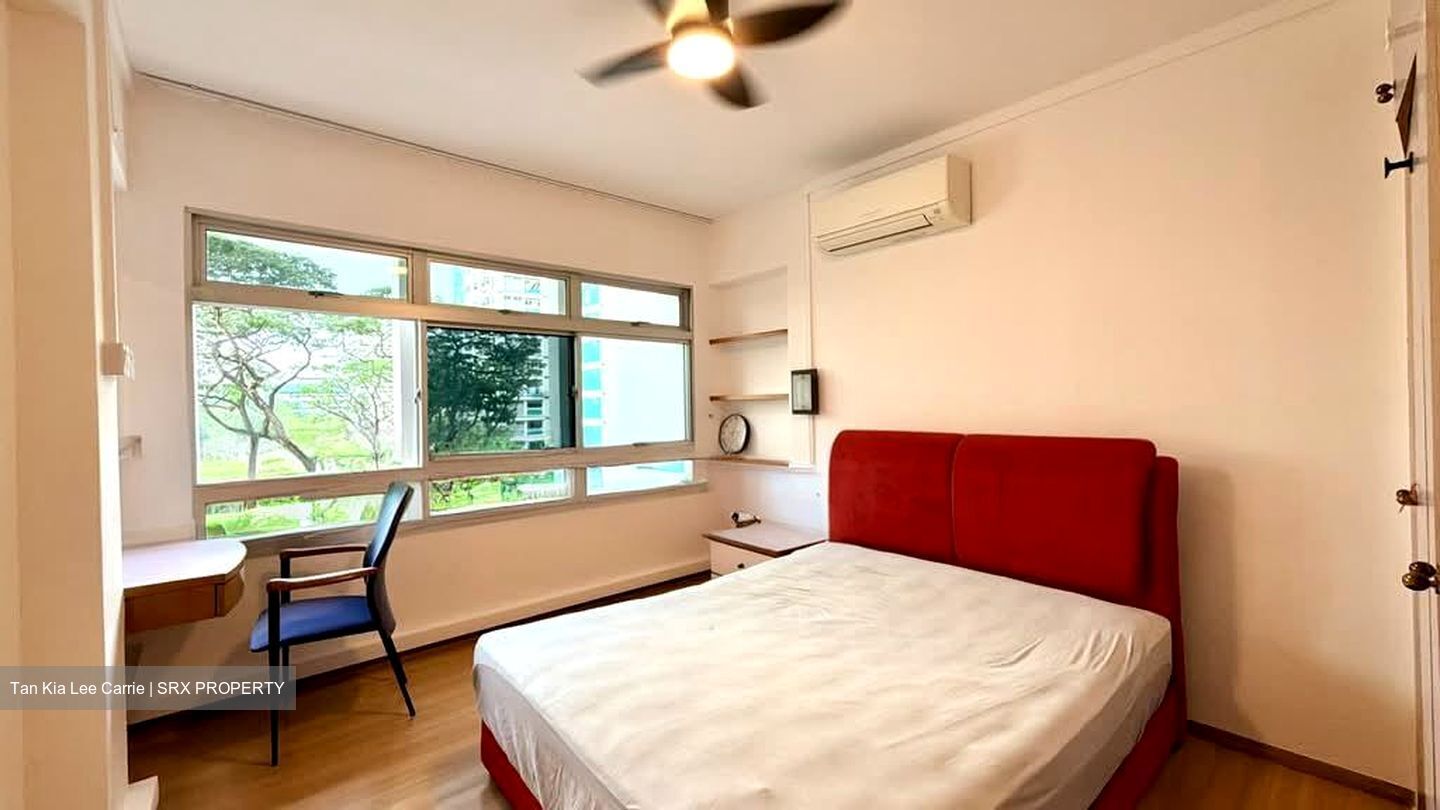 Blk 647 Pasir Ris Drive 10 (Pasir Ris), HDB Executive #588303421